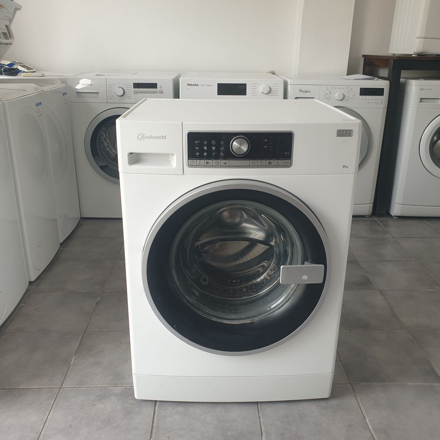Masina de spălat rufe Whirlpool / cuvă 8 kg.