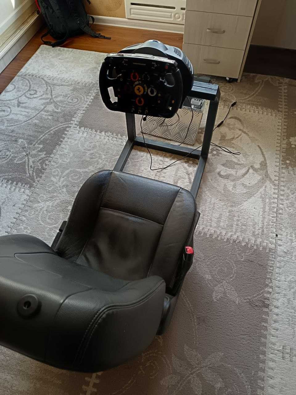 Полный гоночный комлект Thrustmaster.