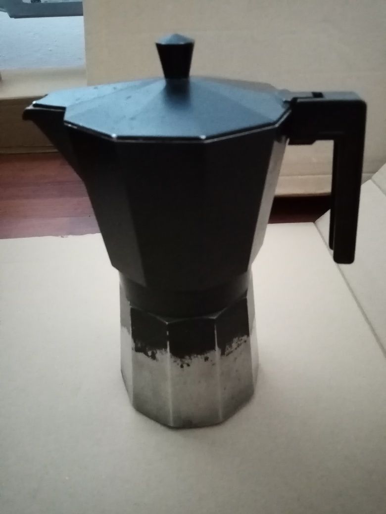 VALIRA - Filtru de cafea. Cafea la ibric. Capacitate 12 cesti.