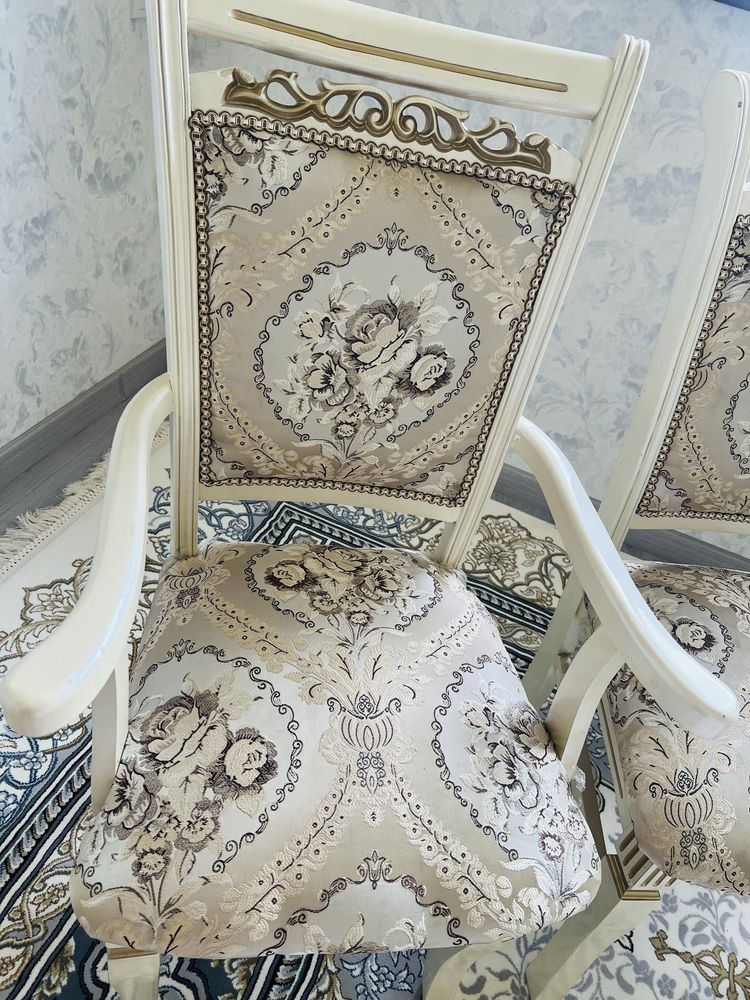 Stol-stul kamplekt