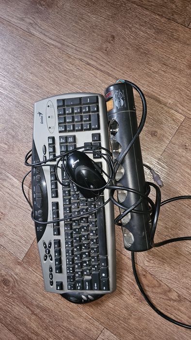 Клавиатура, удлинитель и мышь