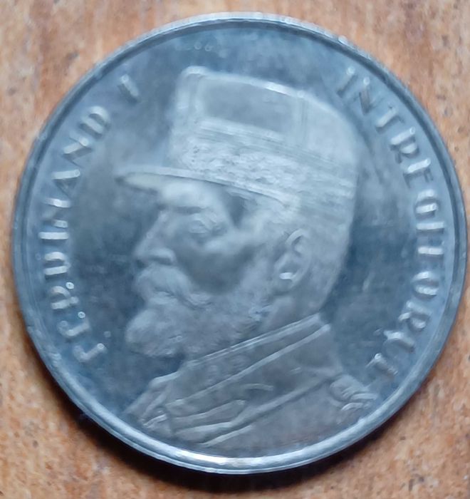 Vănd monedă veche.Ferdinand 1.