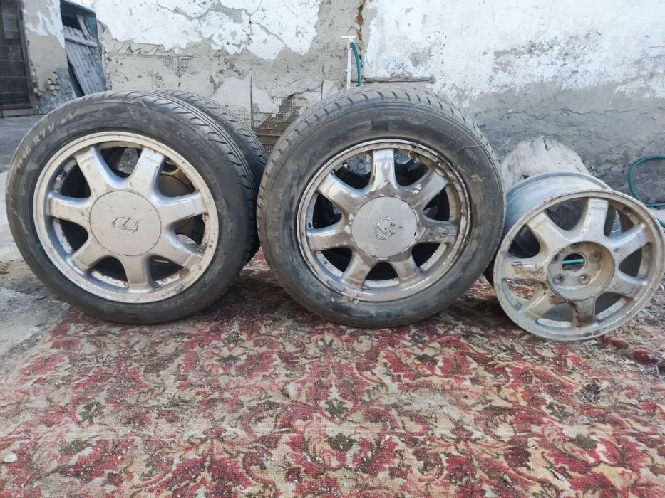 Диски r16 Toyota aristo 147 кузов , с резиной.