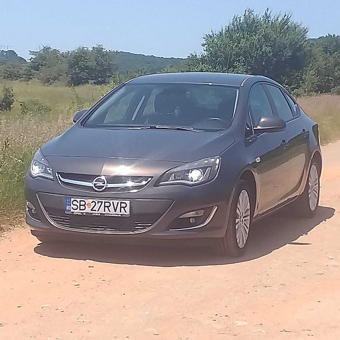 Vand OPEL Astra J 1.4 Turbo benzina