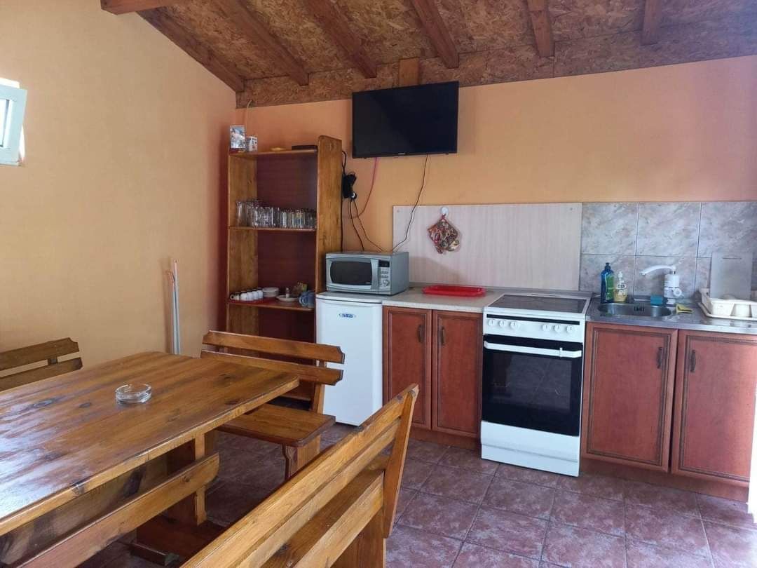 Продава се Хотел в Видин, Александър Стамболийски - 250 кв.м за 1326 €/кв.м - Снимка #7