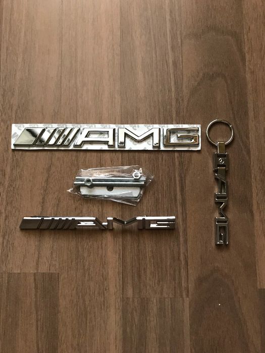 Emblema semn sigla logo grila fata portbagaj capace jante Mercedes AMG