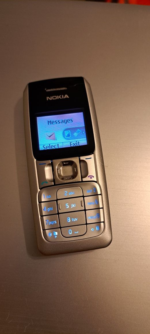 Nokia 2310 classic cu butoane impecabil