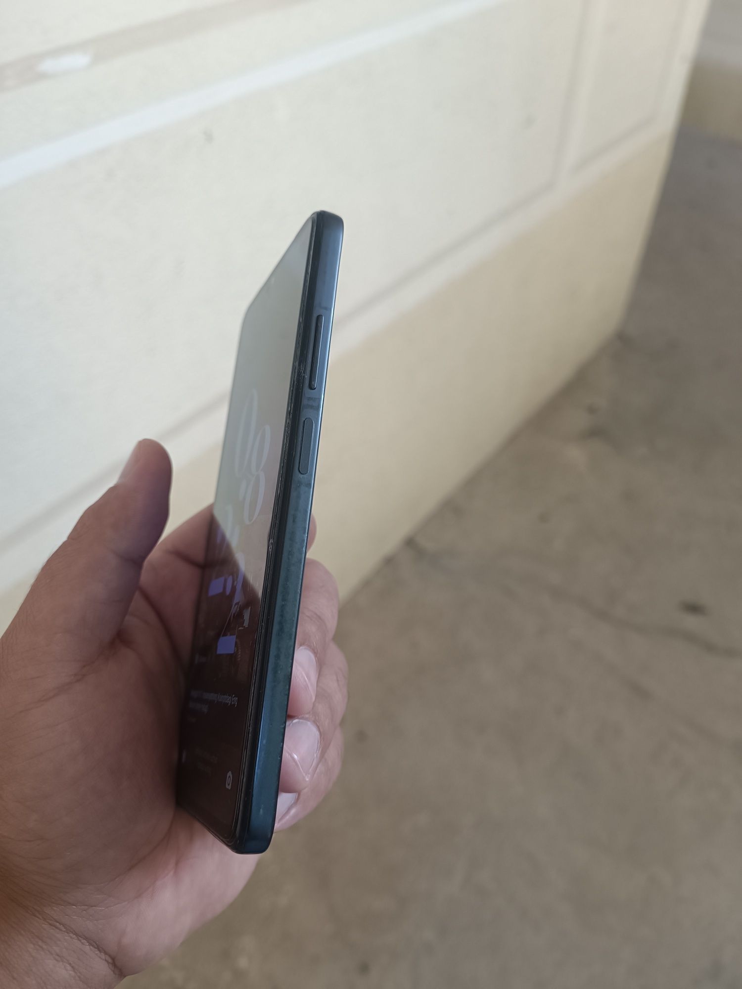 Redmi not 12 pro 256 gb holati yaxshi