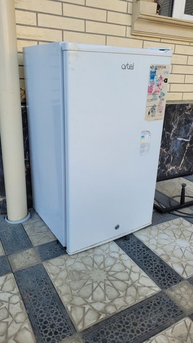 Холодильник  Артел.