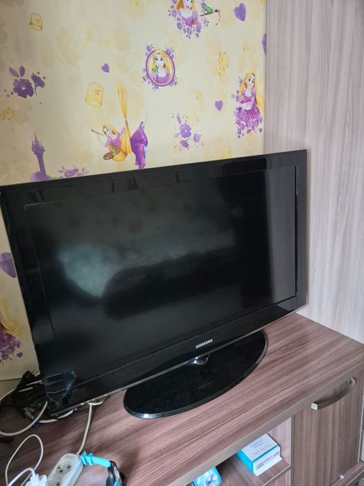 Продам телевизор Samsung