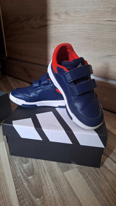 Маратонки за момче!