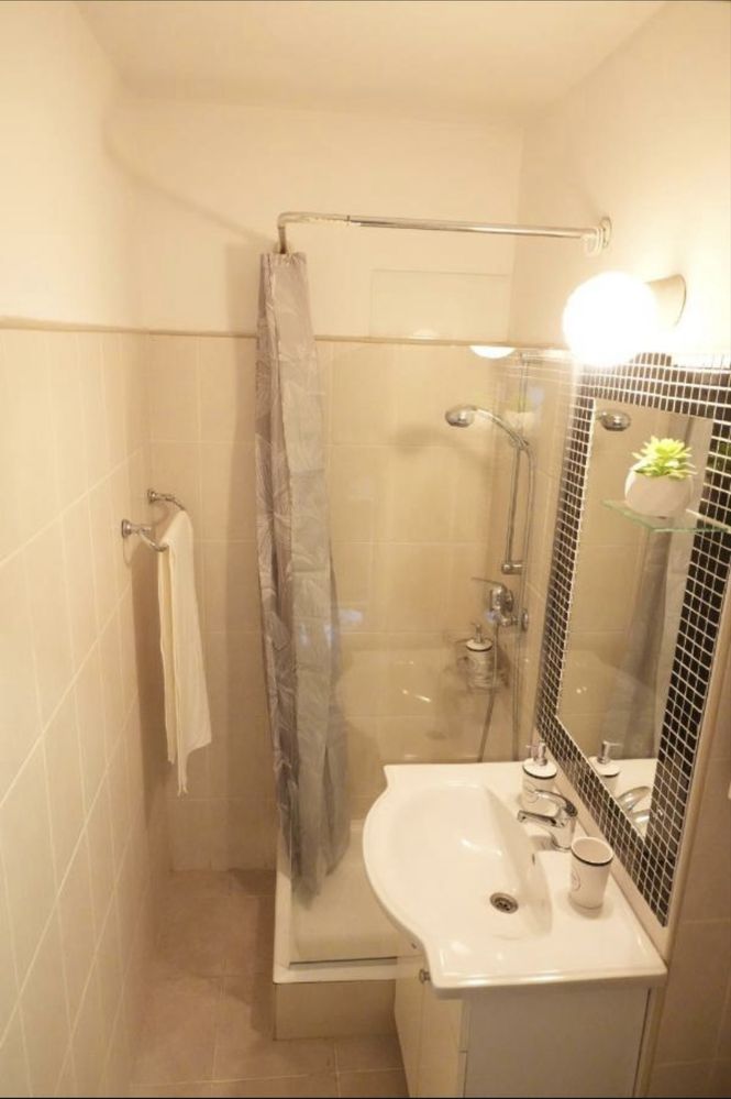 Inchiriez garsoniera, zona Ateneul Roman / Studio for rent