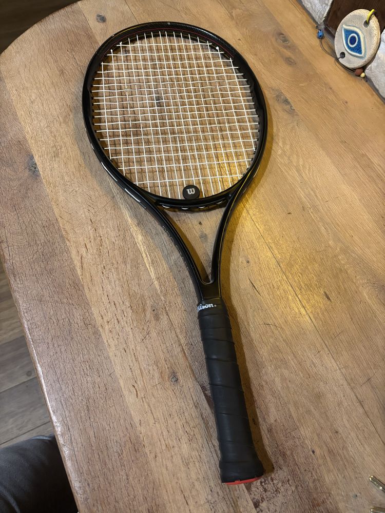 Ракета WILSON Pro Staff V13
