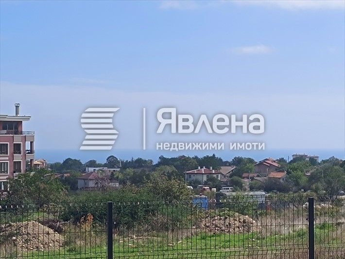 Двустаен партерен апартамент с морска панорама и Акт 16