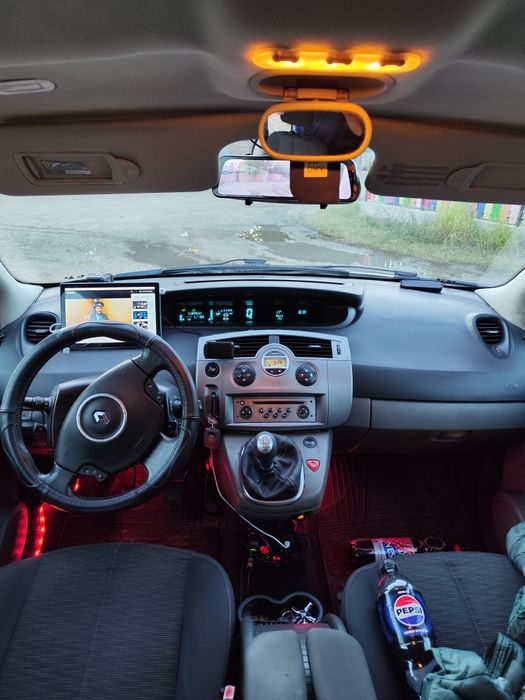 Renault Grand Scenic 2