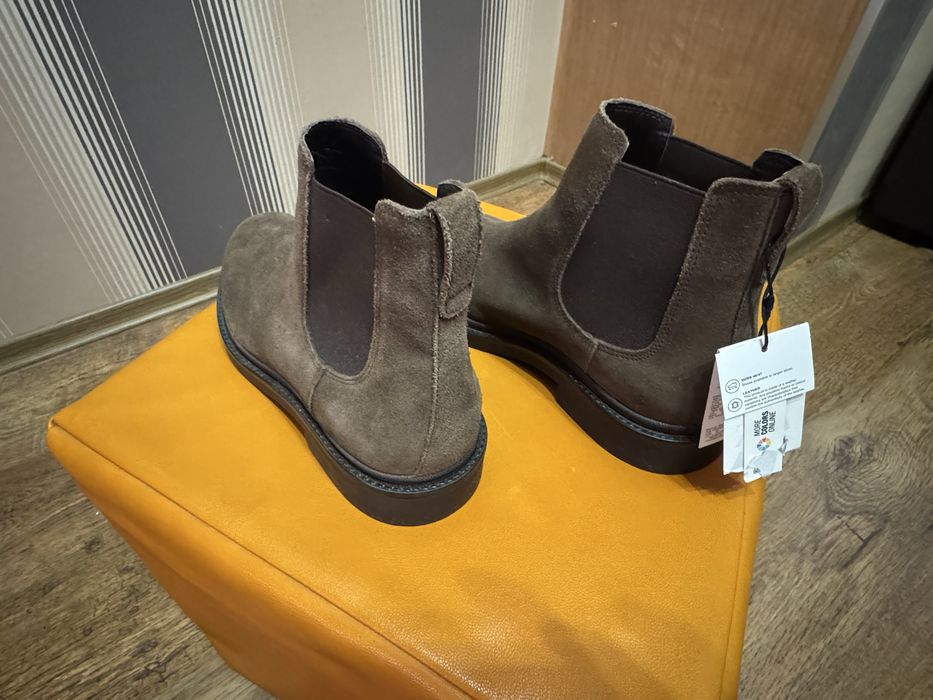 Чисто нови, мъжки обувки и челси боти ЗАРА в размер 39