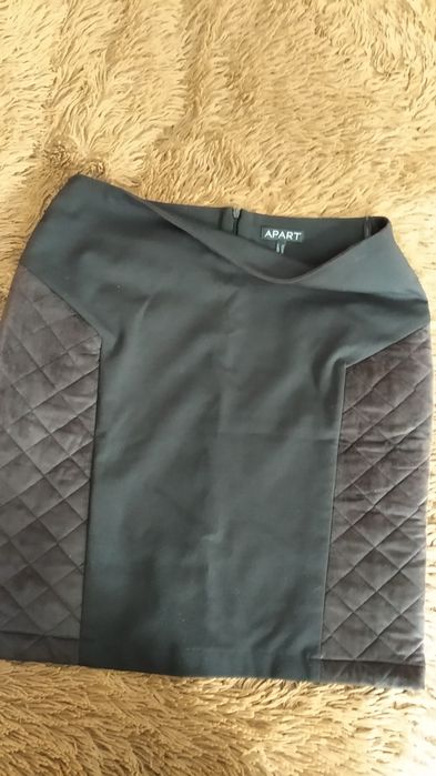 Продам юбку черную, новую, комбиниронную
