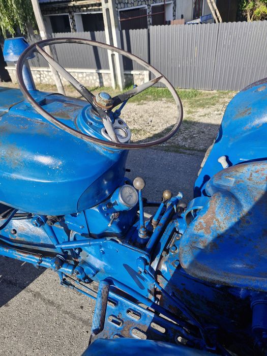 Tractor Ford 45cp