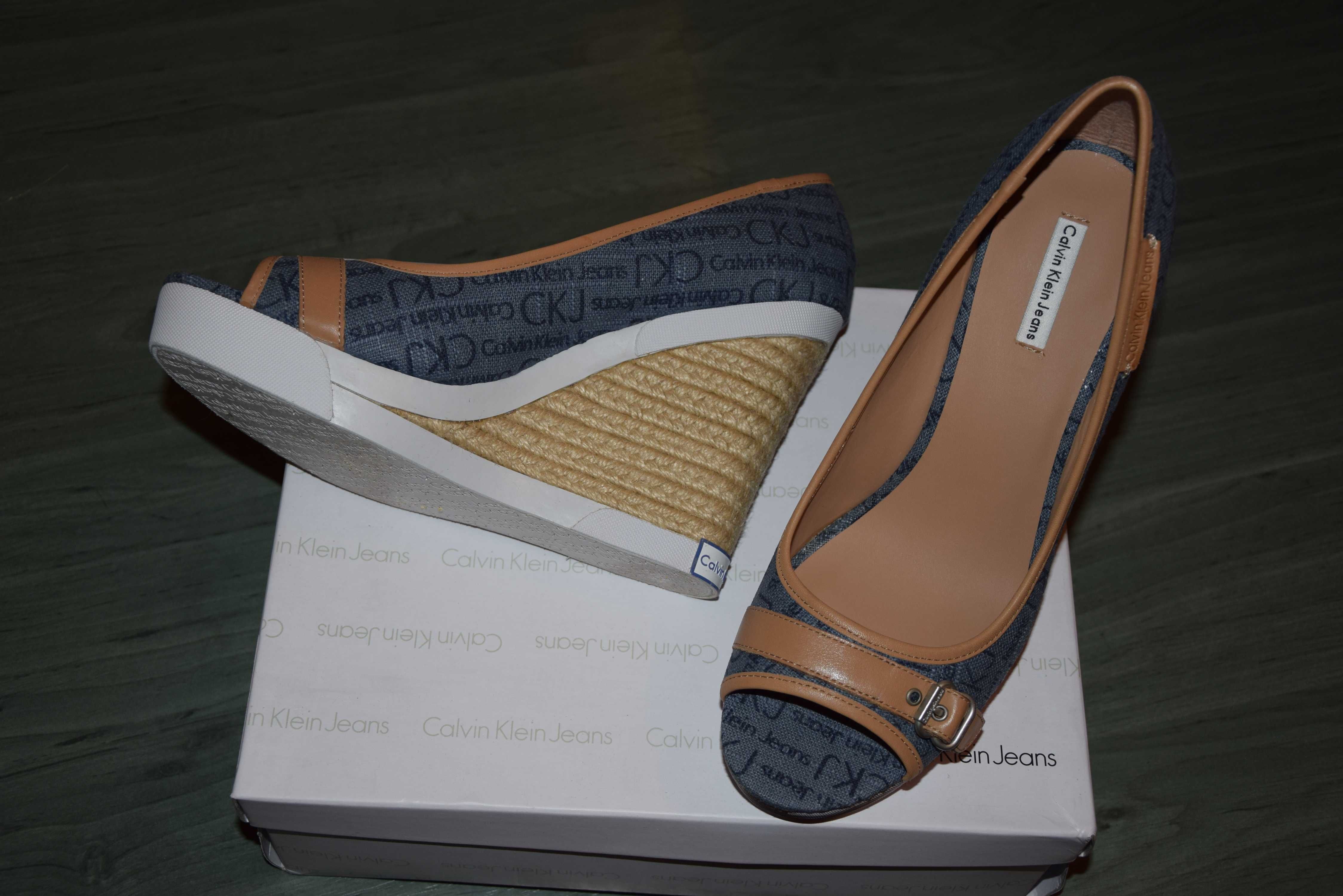 Обувки от плат и кожа НОВИ Calvin Klein