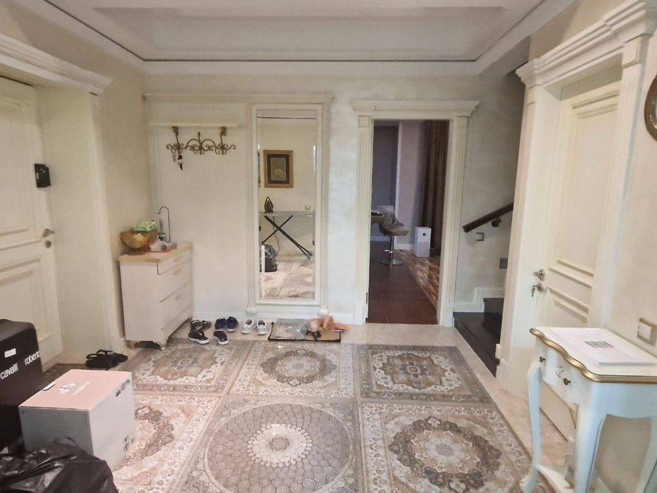 Квартира Цум, 110 школа  Габус 6/5-6/6 215 кв.м