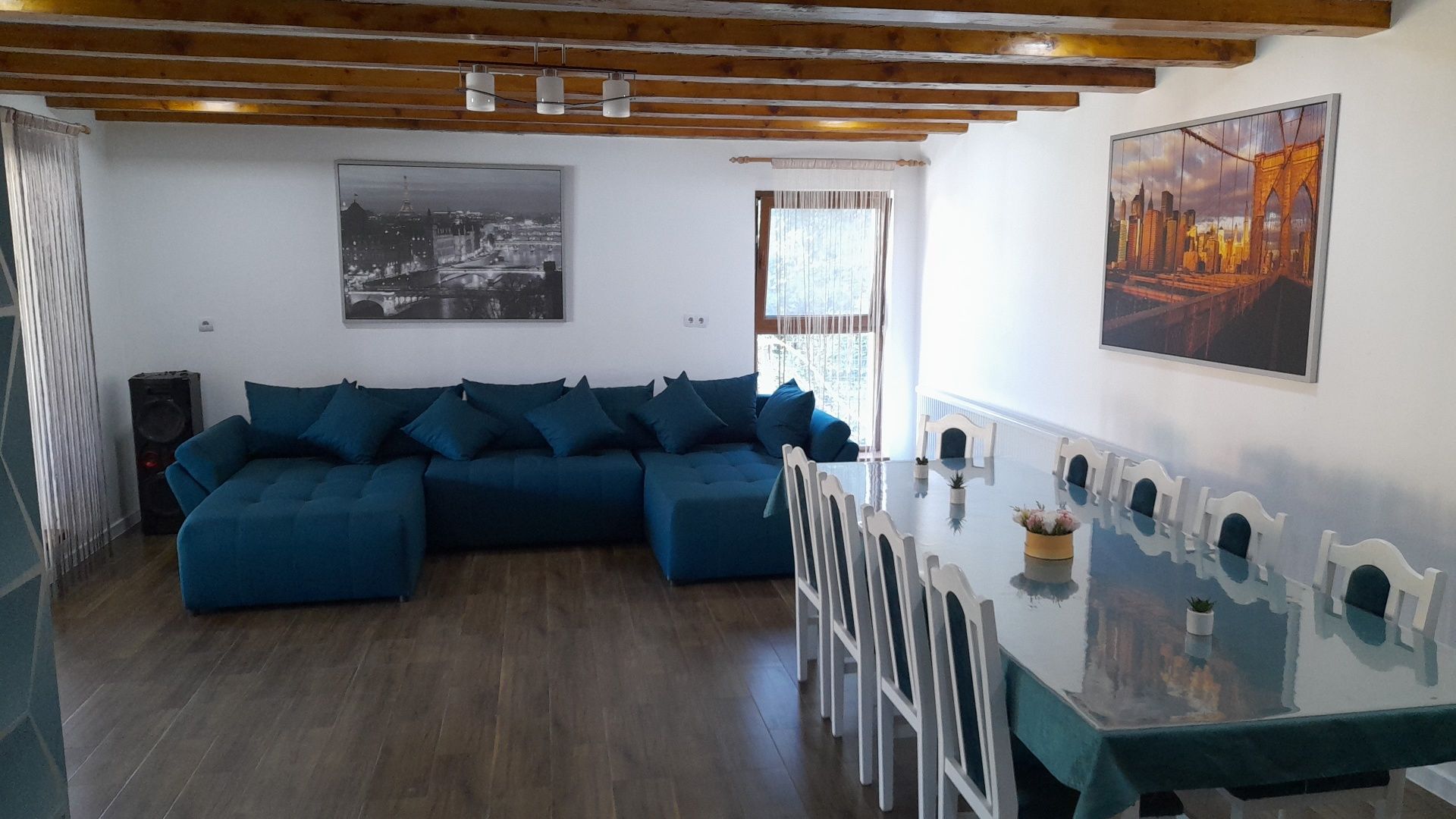 Cabana  fredy  cu piscina valea avrigului