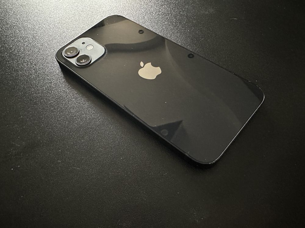 iPhone 12 pentru piese recarosare