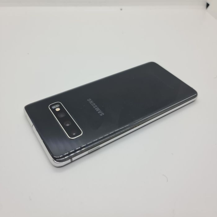 Samsung S10 sotiladi ideyal