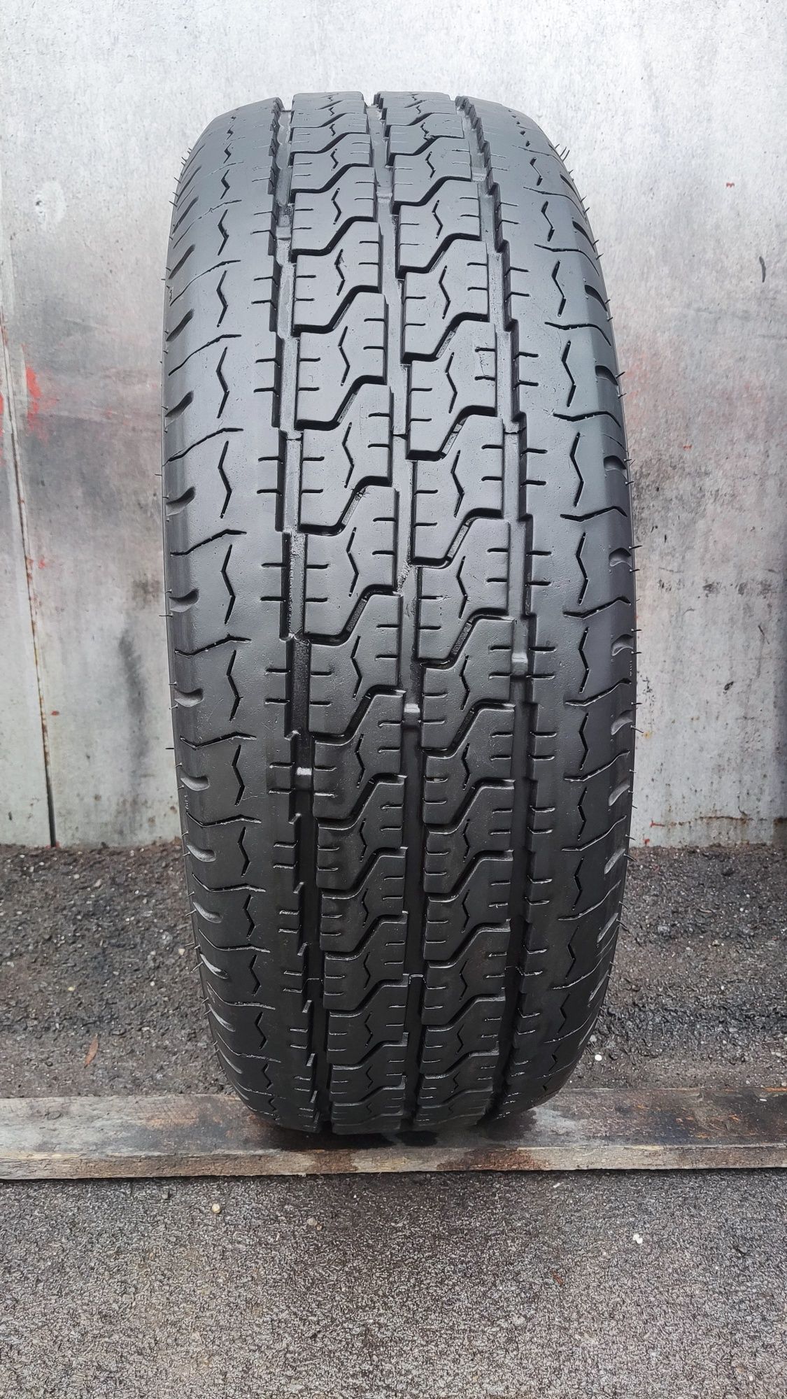 бусова гума 235/65/16C Wanli Transporter 
dot21
9.2mm
Много добро