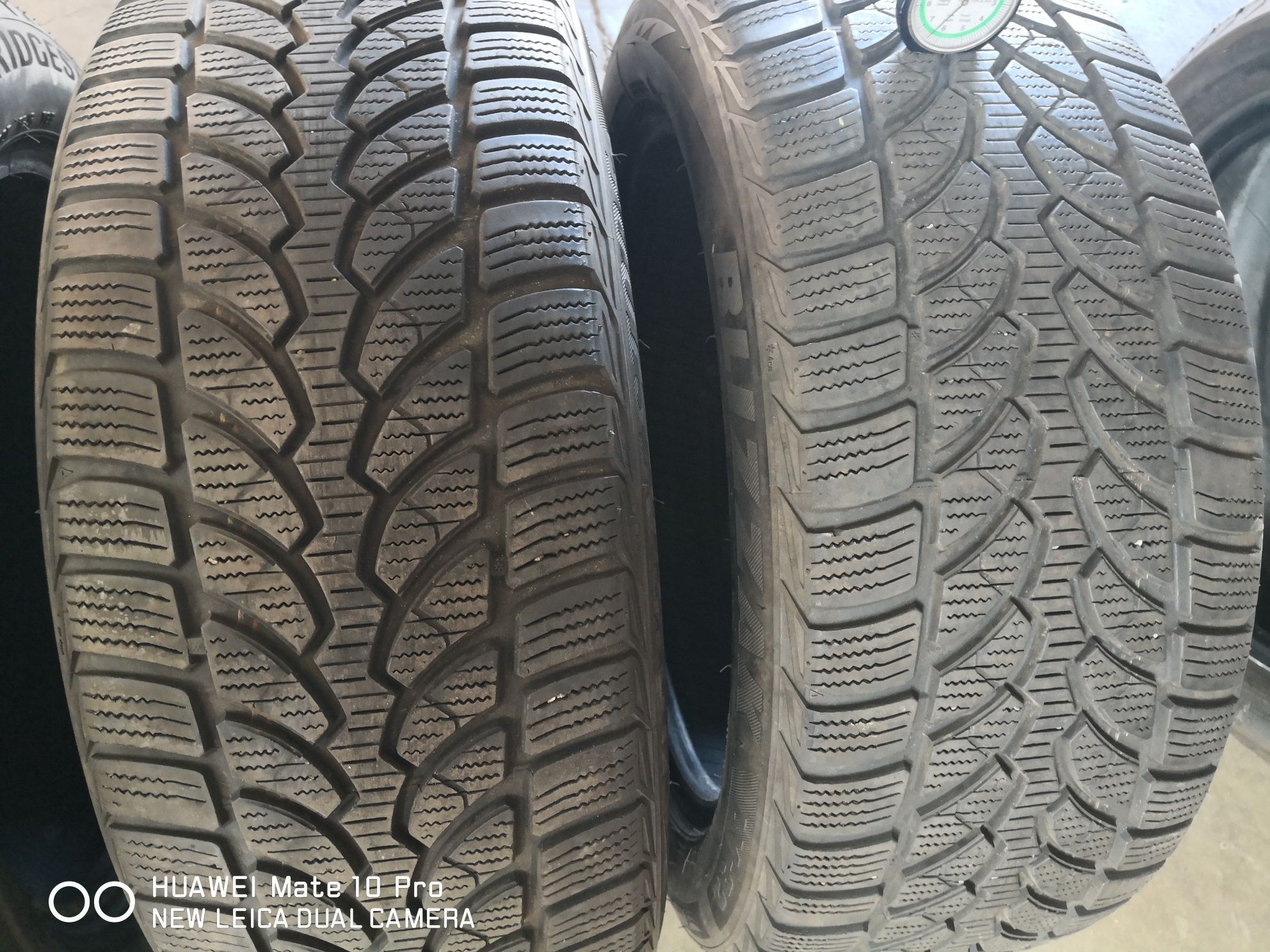 225 50 17 цола гуми като Bridgestone