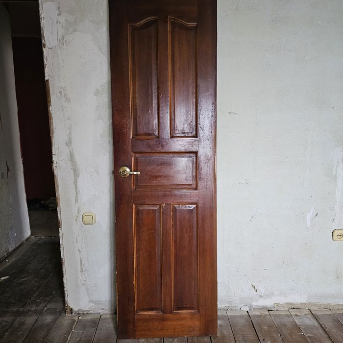 Двери двойная, 2 одинарные.