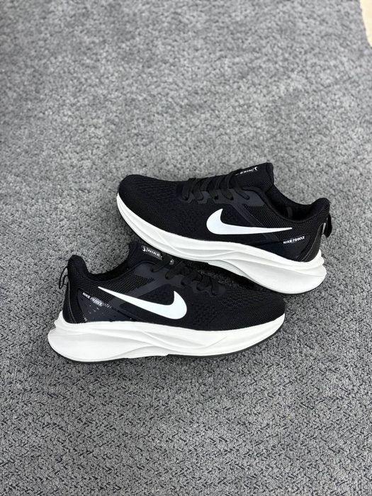 Nike Zoomx   boost