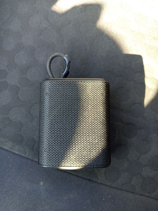 Vând boxa bluetooth