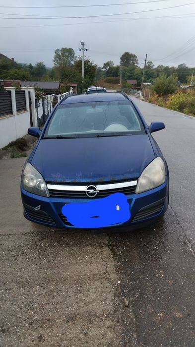 Dezmembrez  Opel astra h 17 cdti