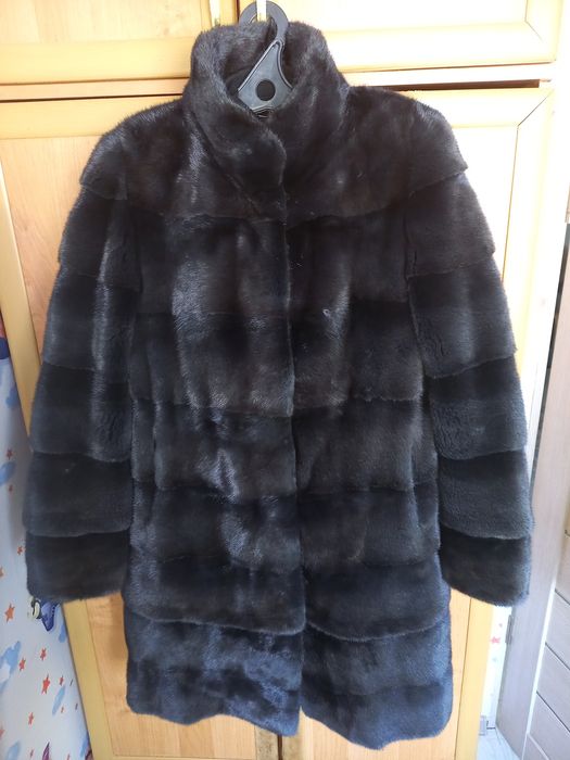 Продам норковую шубу