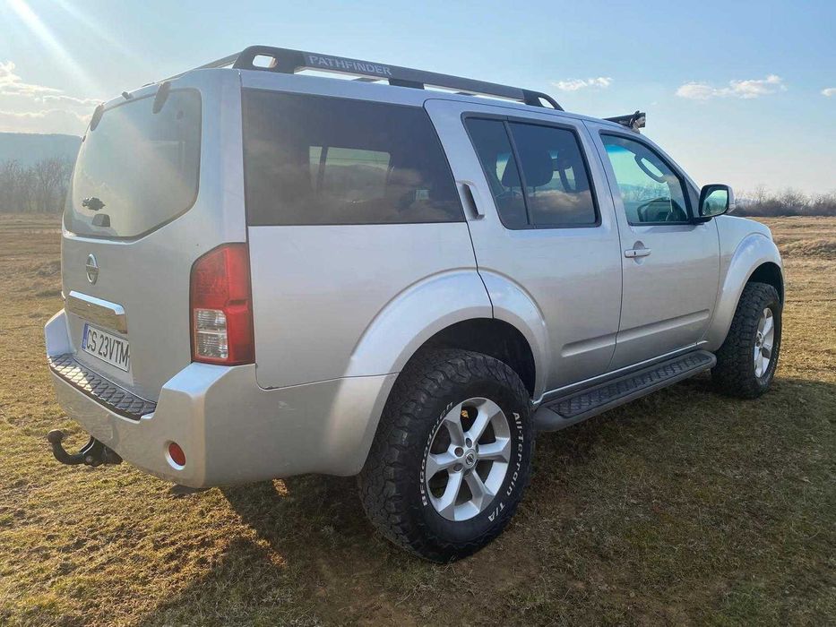 Nissan Pathfinder 2.5dci 4x4, 2009, 7 locuri, Overlanding