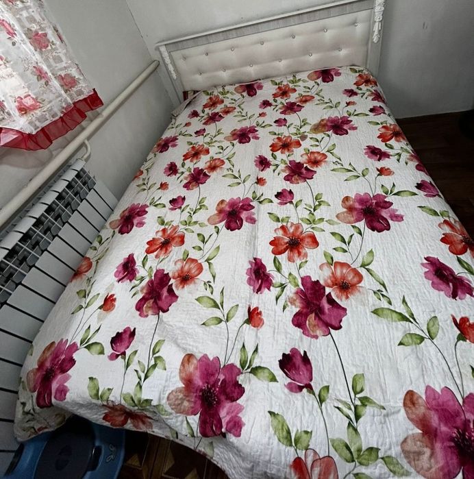 Двухспальная 
Ұзақ уақыт қолданылмады
Еш жері сынбаған ка