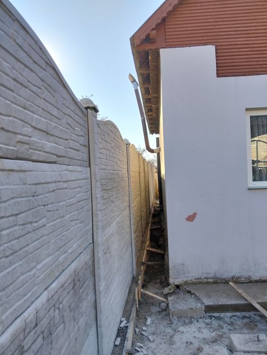 Garduri din placi de beton