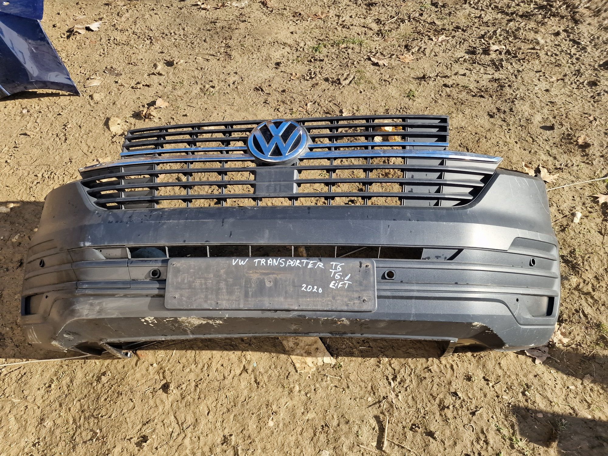 VW Transporter T6 T6.1  LIFT 2020 предна броня 7бр.