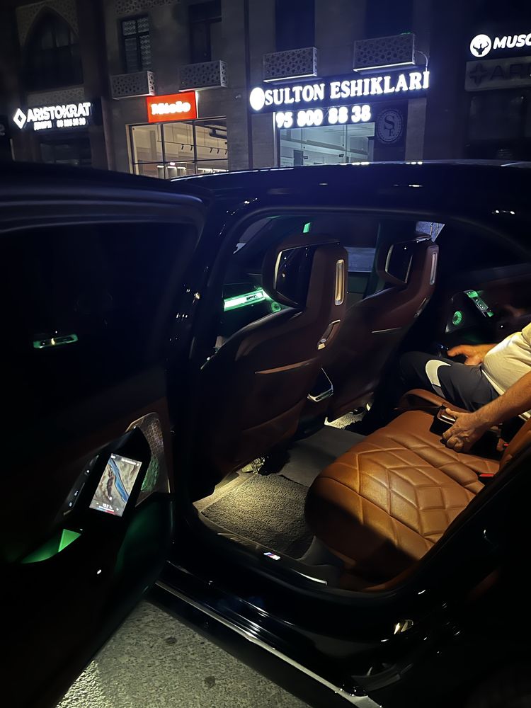 BMW 760i full 7-й серии