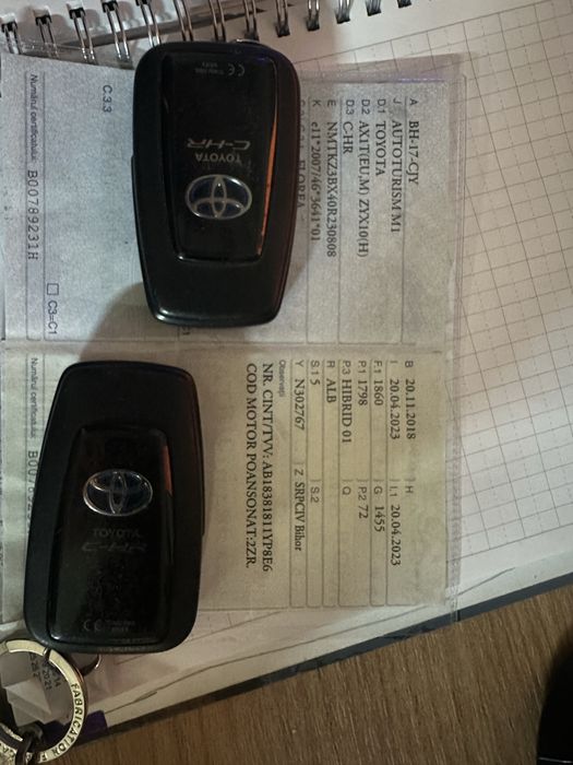 Toyota CHR CH-R 2018 1.8 HIBRID avariat / avariata