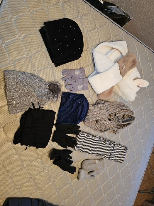 Шапки шарфы перчатки