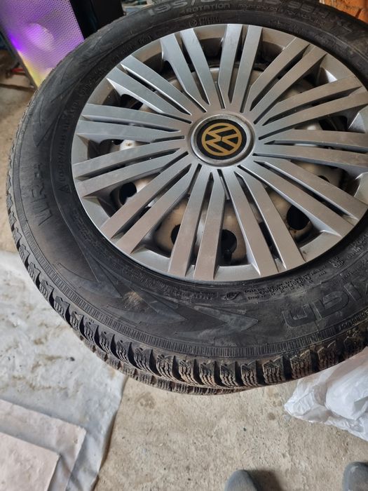 Roti iarna golf 5 6 7 octavia 195 65 r15 Nokian 2021