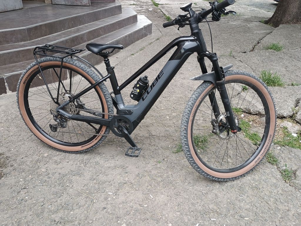 Cube Reaction Hybrid pro 750 size M