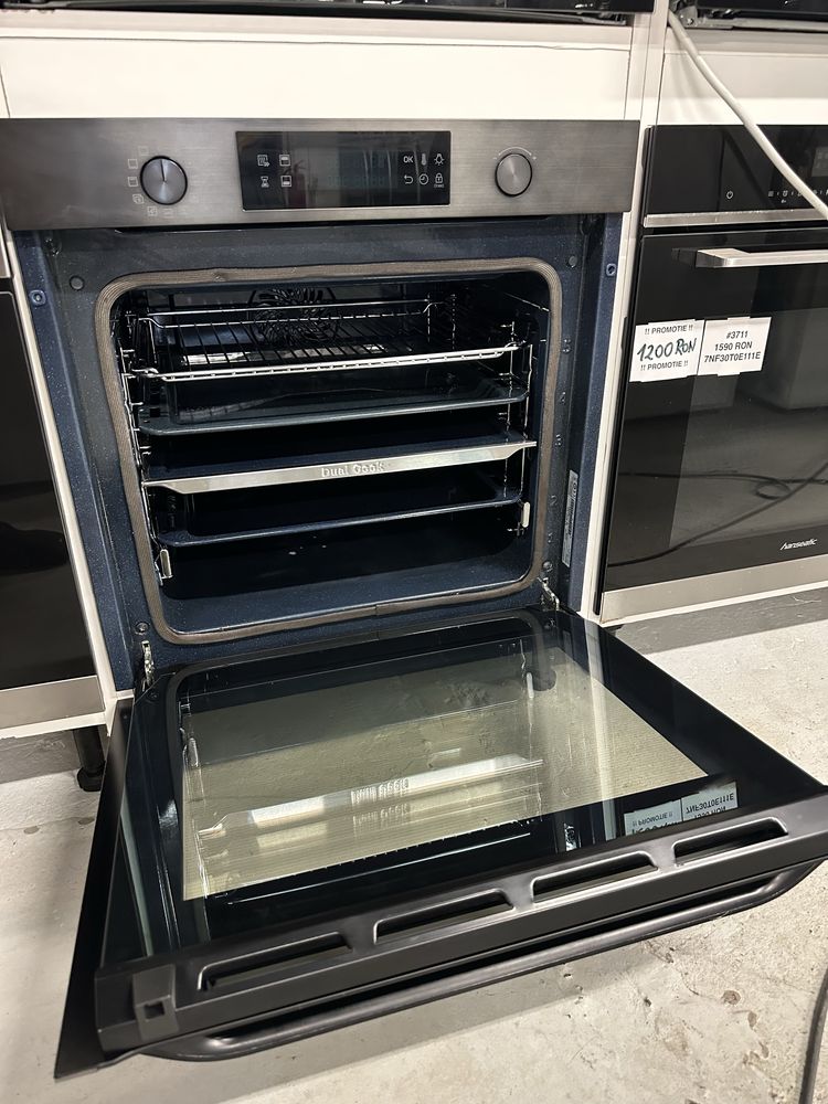 Cuptor electric încorporabil “Dual Cook” Samsung NV75K5571RM