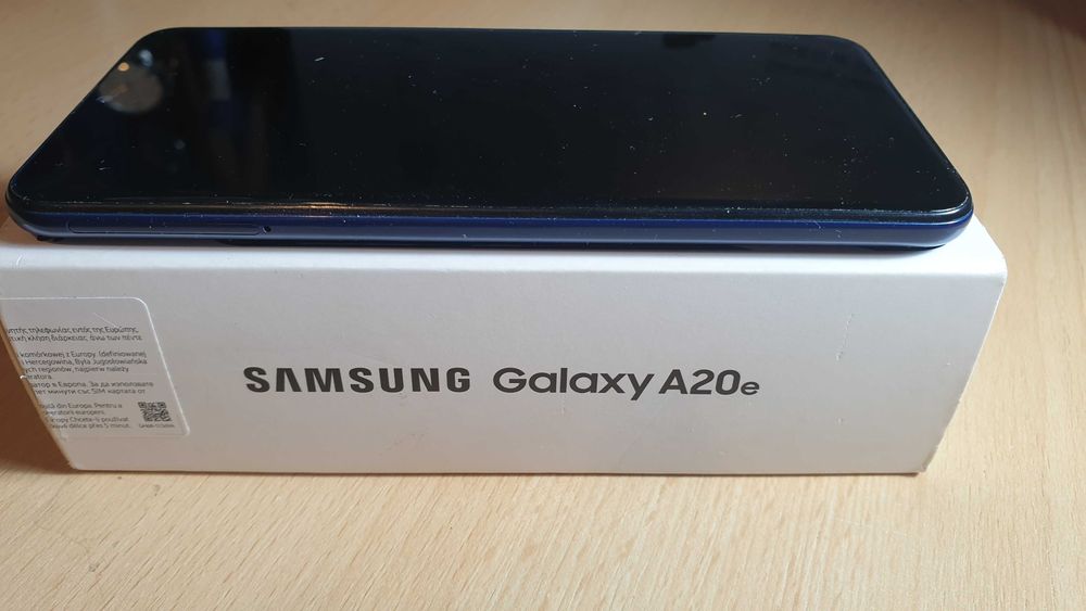 SAMSUNG Galaxy A20e 32GB Blue