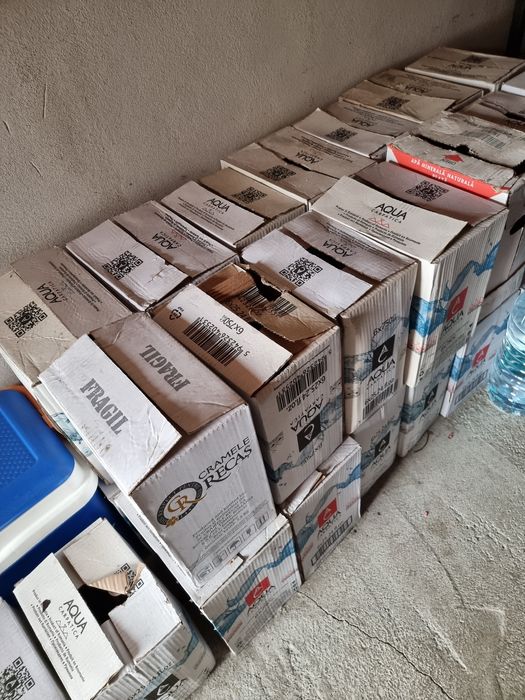 Sticle de sticlă 0,75l noi la cutie