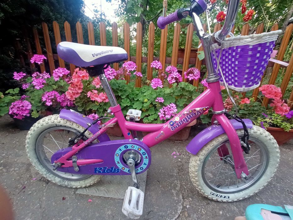 Bicicleta copii cu roti ajutatoare