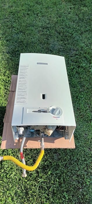 Vand aragaz cu convector si autogaizere