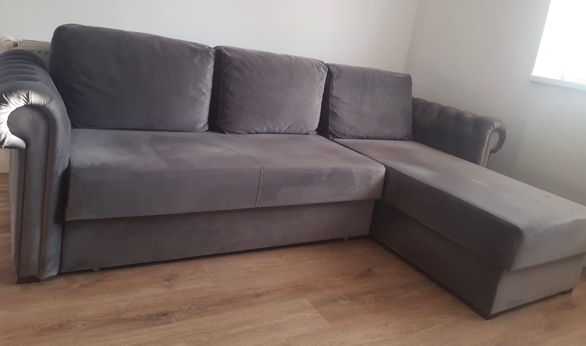 Canapea (coltar) extensibila Chesterfield catifea gri