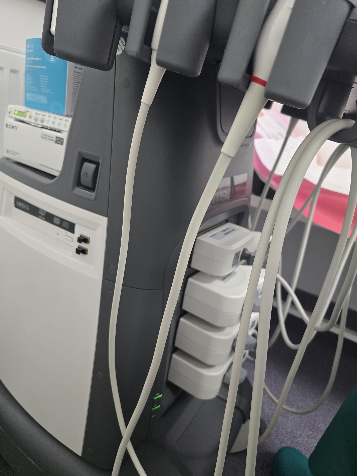 Ecograf Doppler Color SonoScape S22 + 4 sonde – ginecologie/obstetrică